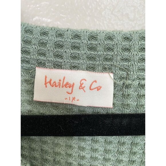 Hailey & Co Womens Green Blouse 1X‎ waffle 3/4 sleeve v-neck nylon pullover - Picture 3 of 6